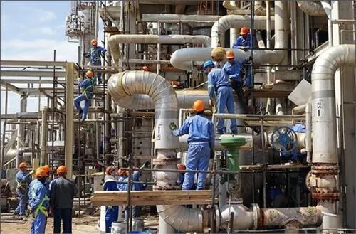 تعمیرات اساسی ۲۲ کارخانه و ۱۸۶ دستگاه ماشین‌دوار در مناطق نفتخیز جنوب