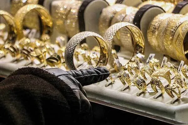مالیات نصف طلافروشان کمتر از ۵۰۰ هزار تومان در ماه است