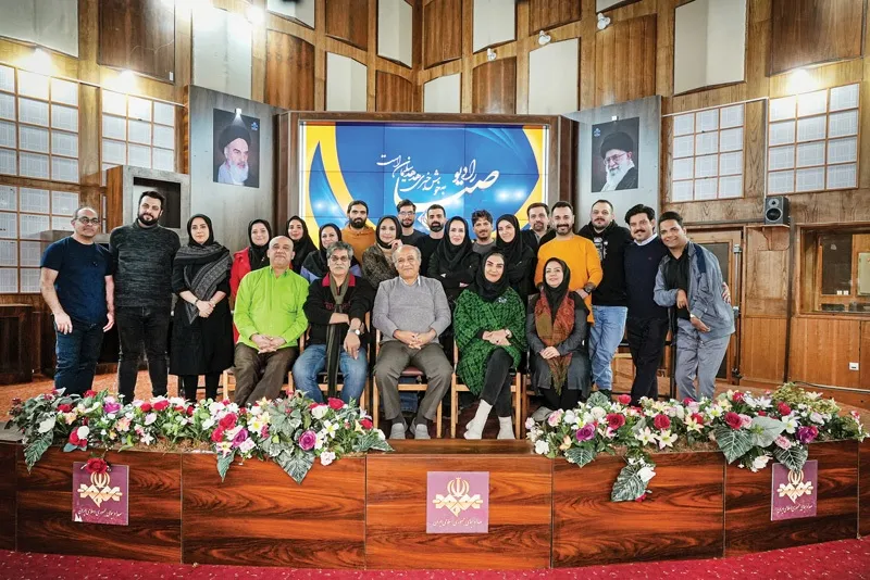 اینجا شهر فرنگه، از همه رنگه‌