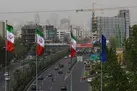 وزش باد شدید در پایتخت / خیزش گرد و خاک