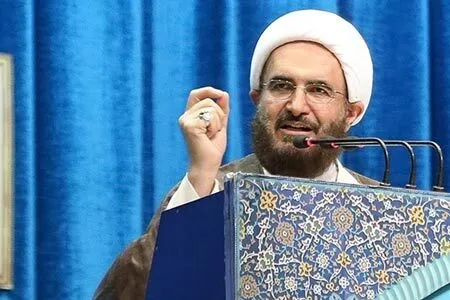 آمریکا و صهیونیست‌ها عاملان هتک حرمت قرآن هستند