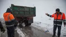 برف‌روبی و نمک‌پاشی ۵۰۰ کیلومتر از محورهای کوهستانی همدان