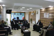 بررسی راهکارهای توسعه زیرساخت‌های ورزشی و حمایت از ورزش قهرمانی در دیدار مدیرکل توسعه ورزش حرفه‌ای با فرماندار فیروزکوه