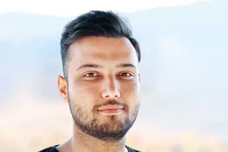 دگران روند و آیند و تو همچنان که هستی