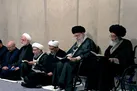 هم‌اکنون، مراسم بزرگداشت رئیس‌جمهور شهید و همراهان با حضور رهبر انقلاب