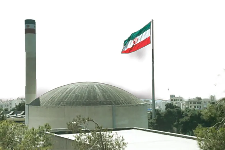 تقارن اقدامات ضد ایرانی آمریکا و راه‌اندازی صدها سانتریفیوژ جدید چه پیامی دارد؟