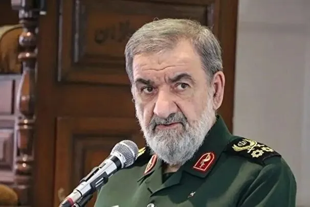 اجازه ایجاد مسیر دوم را در تنگه هرمز نمی‌دهیم