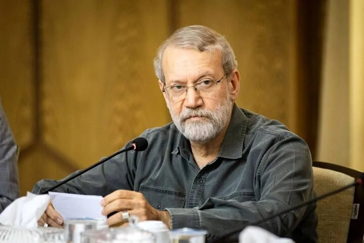 اخطار علی لاریجانی در مورد تنگه هرمز در پی ادعای رئیس جمهور فرانسه