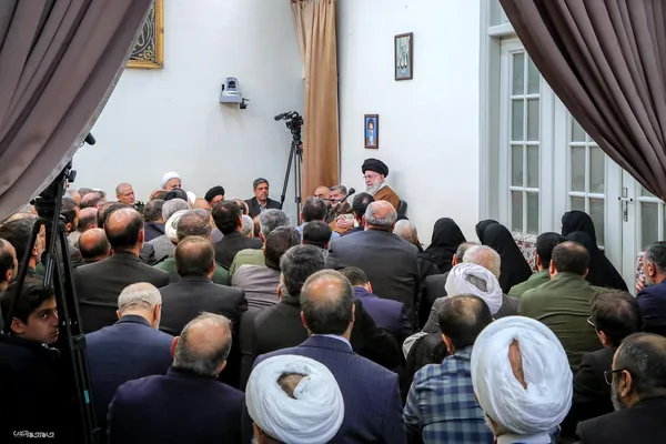 دیدار دست&zwnj;اندرکاران برگزاری کنگره بزرگداشت شهدای استان اصفهان با رهبر معظم انقلاب اسلامی