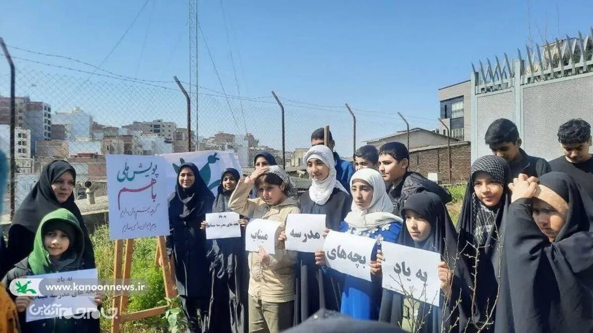 کاشت نهال‌ به یاد کودکان میناب در کانون پرورش فکری گرگان