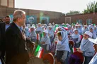 ببینید ا نواخته شدن زنگ شروع مدارس توسط رییس‌جمهور