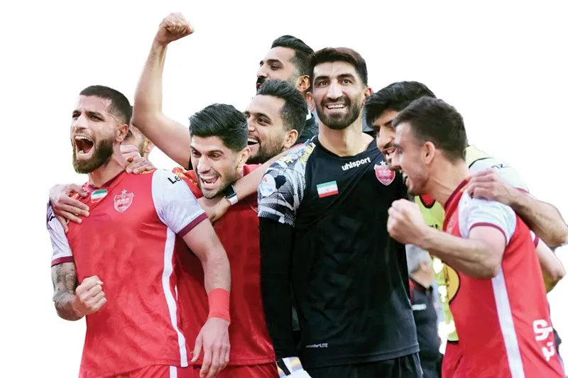 سرخابی‌ها در چالش نقل‌وانتقالات