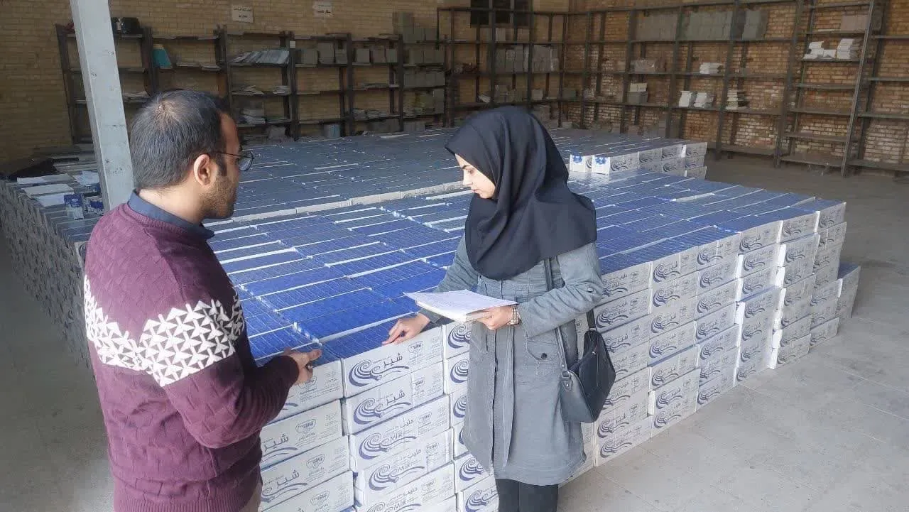 نظارت کارشناسان بهداشت  یزد بر توزیع شیر رایگان در مدارس