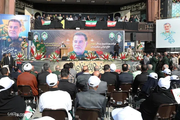 مراسم تشییع پیکر مطهر سردار شهید عباس نیلفروشان