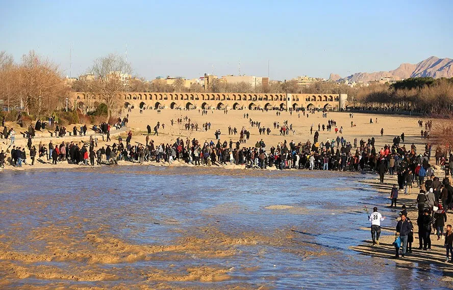 تعیین ۱٠ میلیون مترمکعب آب برای سهمآبه مادی‌های شریانی شهر اصفهان