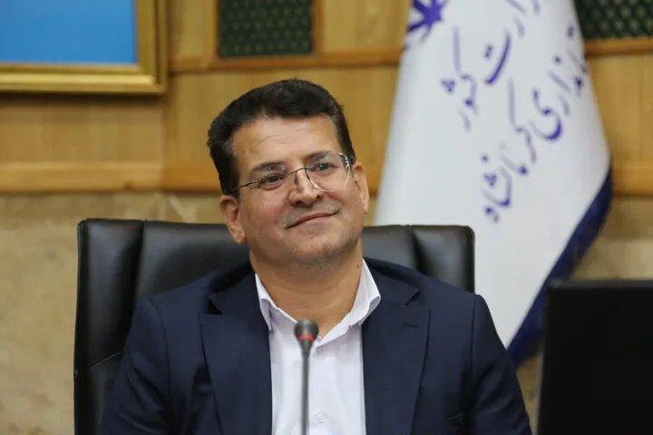 منابع بانکی باید به سمت تولید و طرح‌های پیشران کرمانشاه هدایت شود