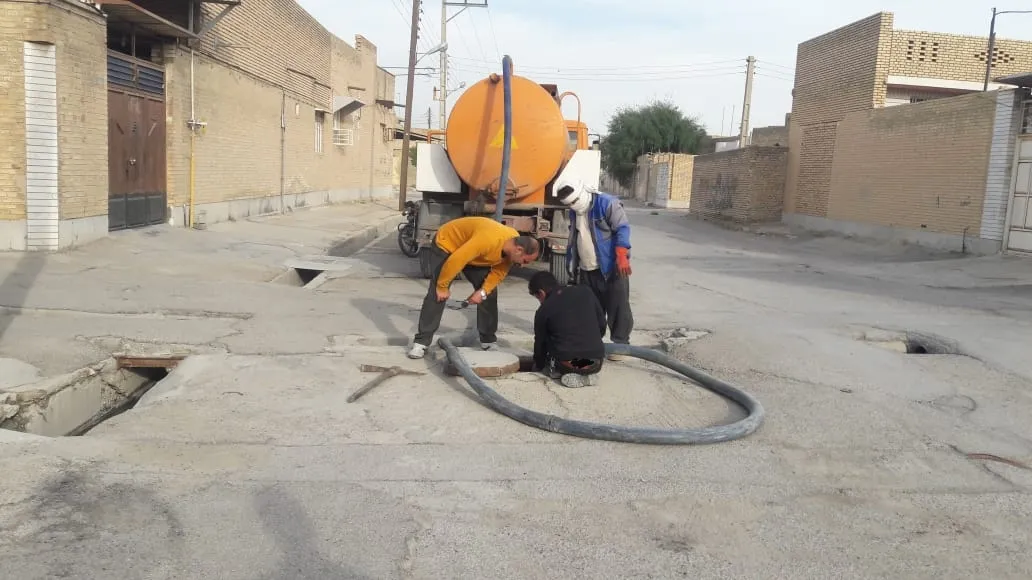 لایروبی و شستشوی ۴۵ کیلومتر خطوط شبکه فاضلاب بهبهان