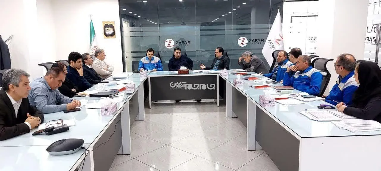 احداث نیروگاه خورشیدی٬ ورود به بازار سرمایه و اجرای پروژه های زیرسقفی در سال آتی در هلدینگ ظفر