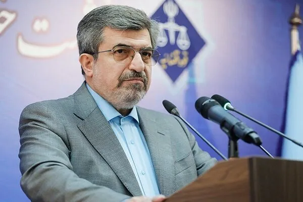 صدور کیفرخواست برای ۵ نفر از مسئولان دولت سابق | برای متهمان پرونده اوکراینی نمی‌توان عنوان محاربه به کار برد
