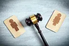 نمی‌توانم به خاطر شوهرم دوستانم را فراموش کنم