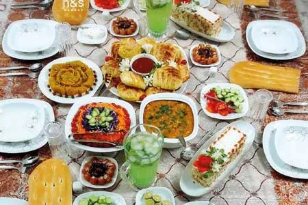 پیش‌ غذاهای لطیف و غلیظ سفره افطار