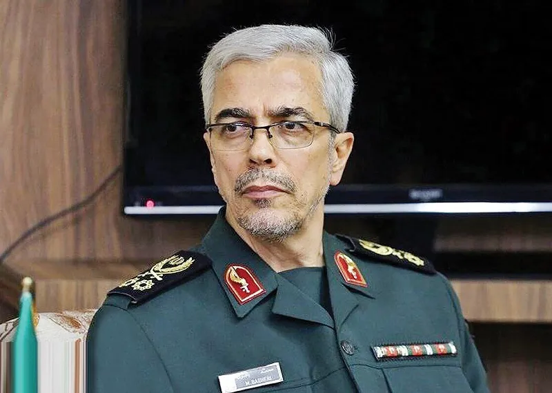 حاج‌قاسم نماد وحدت دیپلماسی و میدان
