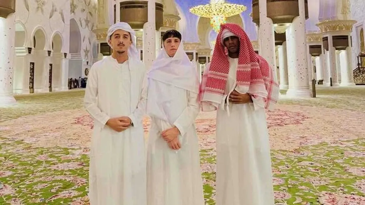 ستاره بارسلونا: مسجد حس آرامش زیادی می‌بخشد