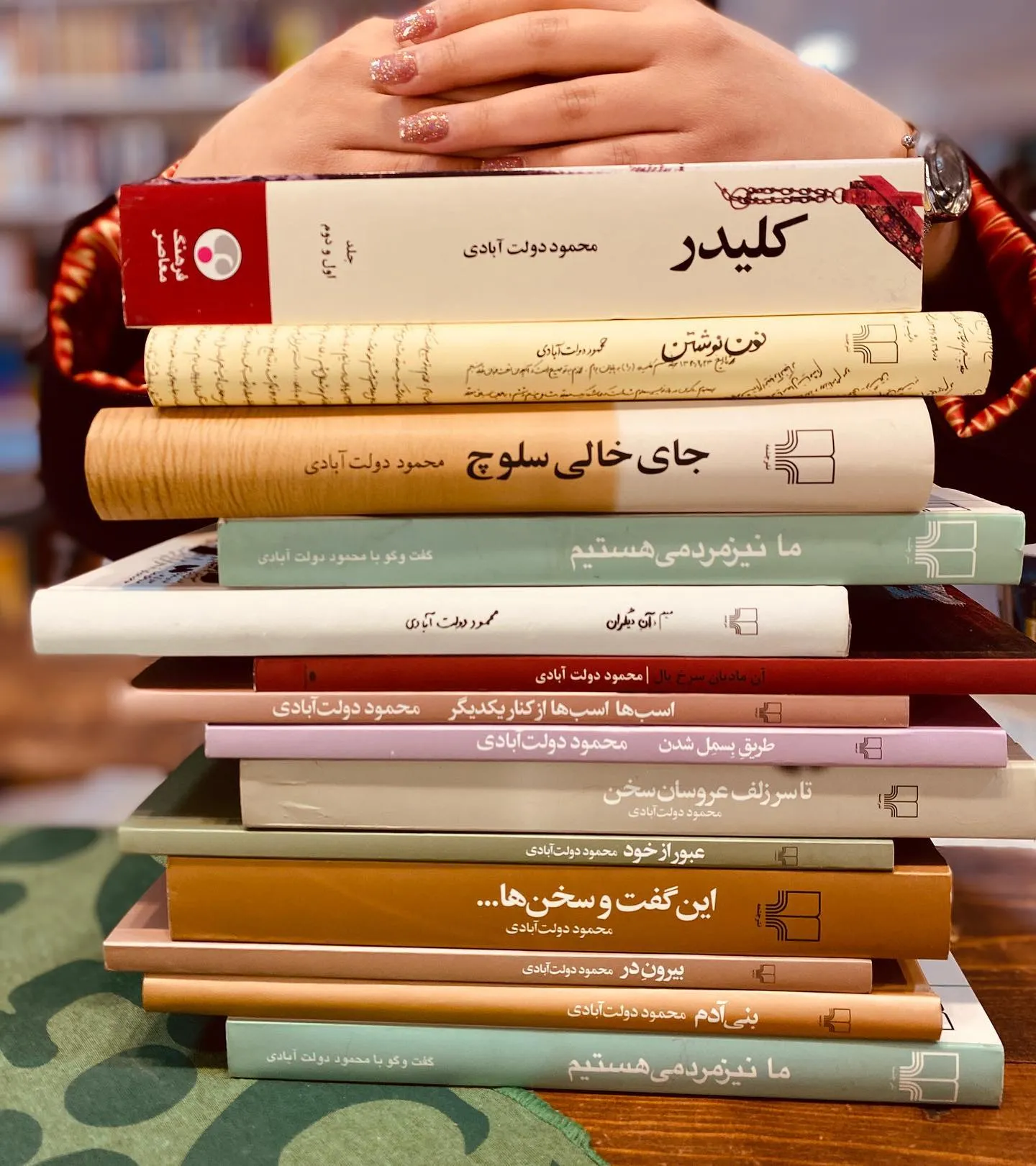 به مناسبت تولد محمود دولت آبادی زبان و گویش محلی در آثار این نویسنده را بررسی کرده ایم به مناسبت تولد محمود دولت آبادی زبان و گویش محلی در آثار این نویسنده را بررسی کرده ایم