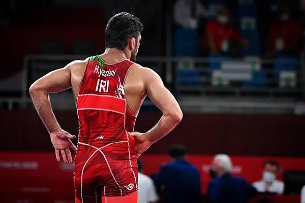 حسن یزدانی، قاسم پور و زارع به روی تشک می‌روند