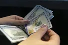۲۵ هزار و ۹۱۶ تومان قیمت دلار در صرافی بانکی