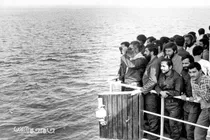 گزارش تصویری | تصاویری از حضور حضرت آیت‌ الله خامنه‌ ای در مانور شهادت