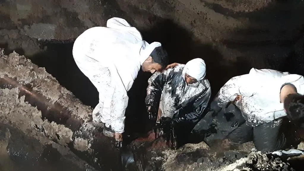 رفع موفقیت آمیز نشتی خط لوله ۲۰ اینچ نفت