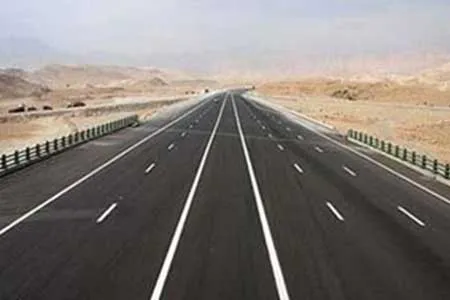 تردد روان در اغلب جاده‌ های کشور / بیشترین تردد بین ساعات 19 تا 20
