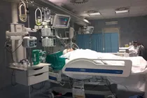 حال عمومی یکی از مجروحان حادثه حرم مطهر چندان مساعد نیست