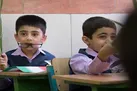 دانش آموزان با علائم سرماخوردگی مدرسه نروند | استقرار بوفه ها در حیاط مدارس