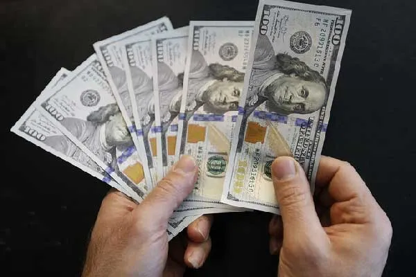 نرخ دلار در مرکز مبادله افزایش یافت