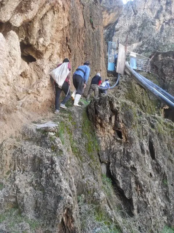 مشکل قطعی آب ۱۲ روستای بخش 