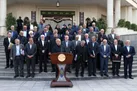 کمتر دولتی در تاریخ معاصر ایران، چنین وضعیت خطرناکی را تجربه کرده
