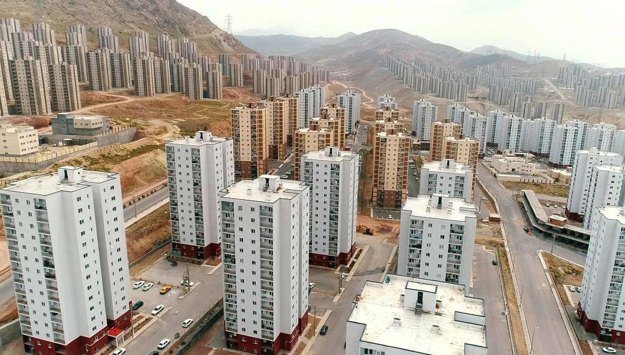همه طرح‌های مسکن مهر پردیس تابستان امسال تعیین تکلیف می‌شود