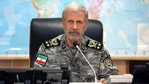فرمانده ارتش: اجازه خدشه به ایران را نمی‌دهیم
