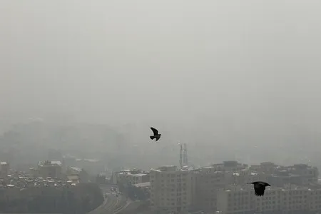 آلودگی هوای ۴ کلانشهر/ بارش باران در نقاط مختلف کشور