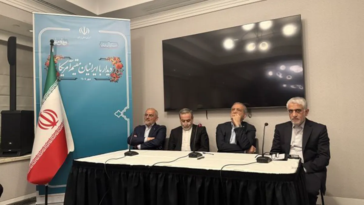 دشمن امروزتصور می‌کند که می‌تواند با تحریم و اسنپ‌پک برای ما مشکل ایجاد کند
