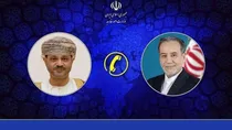 رایزنی عراقچی و وزیر خارجه عمان درباره امنیت تنگه هرمز و تحولات منطقه