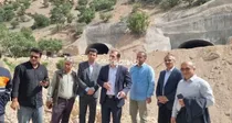 بازدید میدانی فرماندار دنا از پروژه‌های حوزه راه و شهرسازی شهرستان