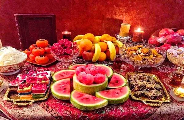 چرا شب يلدا هندوانه می‌خوريم؟
