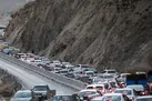 جاده چالوس و آزادراه تهران‌-شمال همچنان یکطرفه است | ترافیک نیمه‌سنگین در ۷ محور