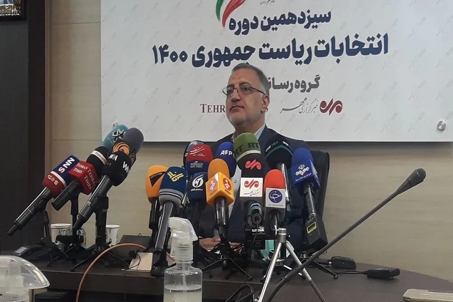 افشای ۲۰ نفر از مفسدان/ توضیح درباره تحصیل دختر در سوییس