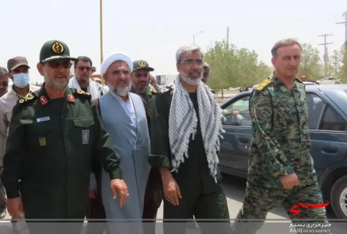 خدمت به مردم هرمزگان وظیفه شرعی و برای من افتخار است