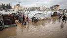 چادر آوارگان غزه زیر آب رفت