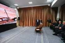 گزارش تصویری | بازدید رهبر انقلاب از نمایشگاه توانمندی‌های تولید داخل
